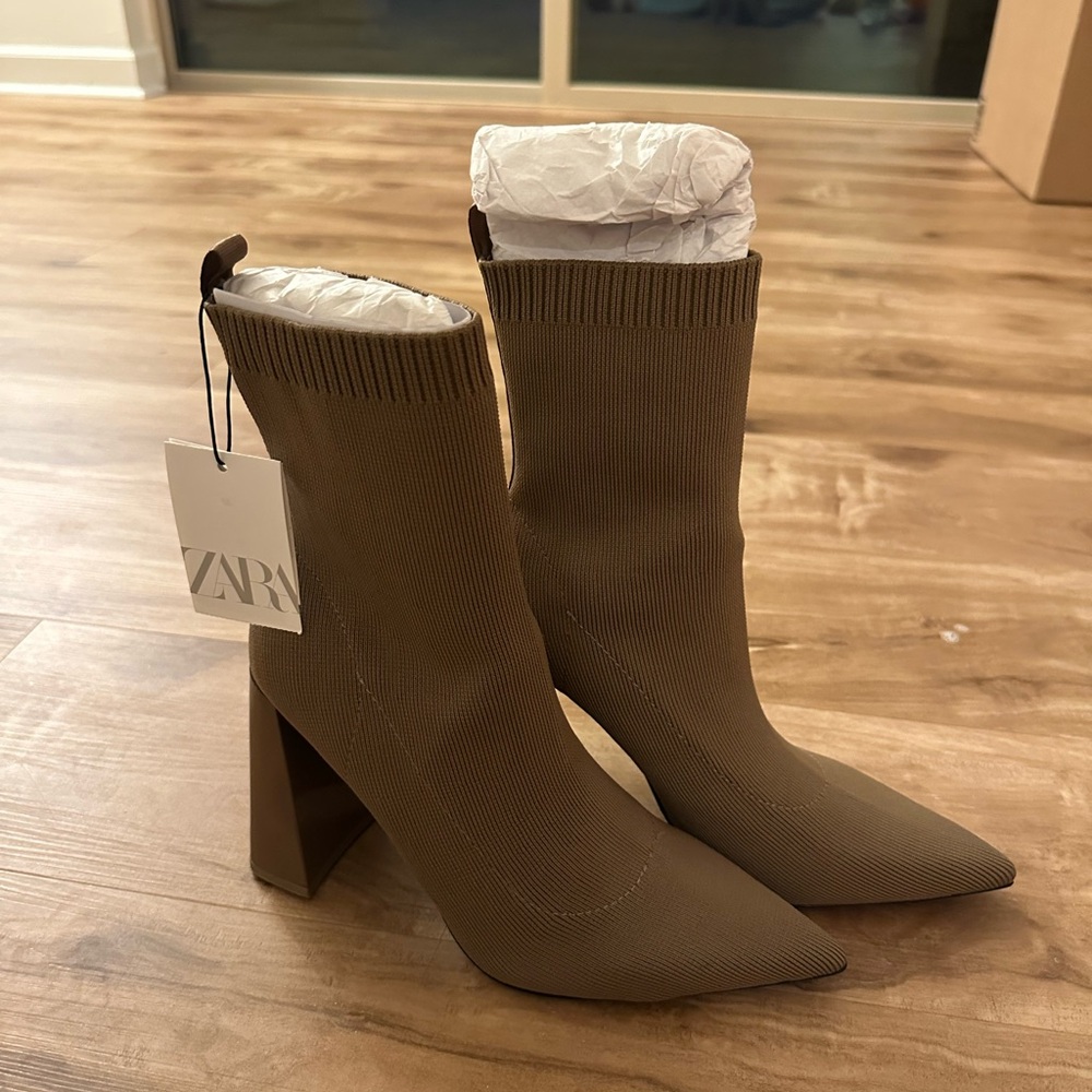 NWT Zara Women's Tan Ankle Boots 38